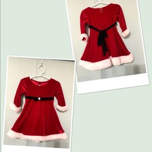 Santa Outfit used 1x